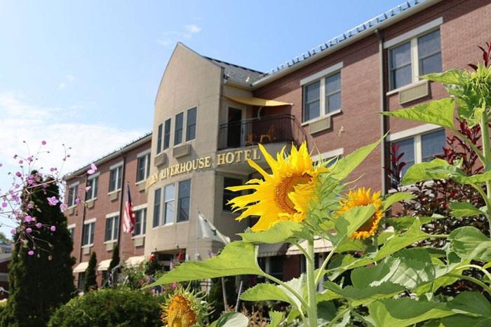 Camden Riverhouse Hotel And Inn ภายนอก รูปภาพ