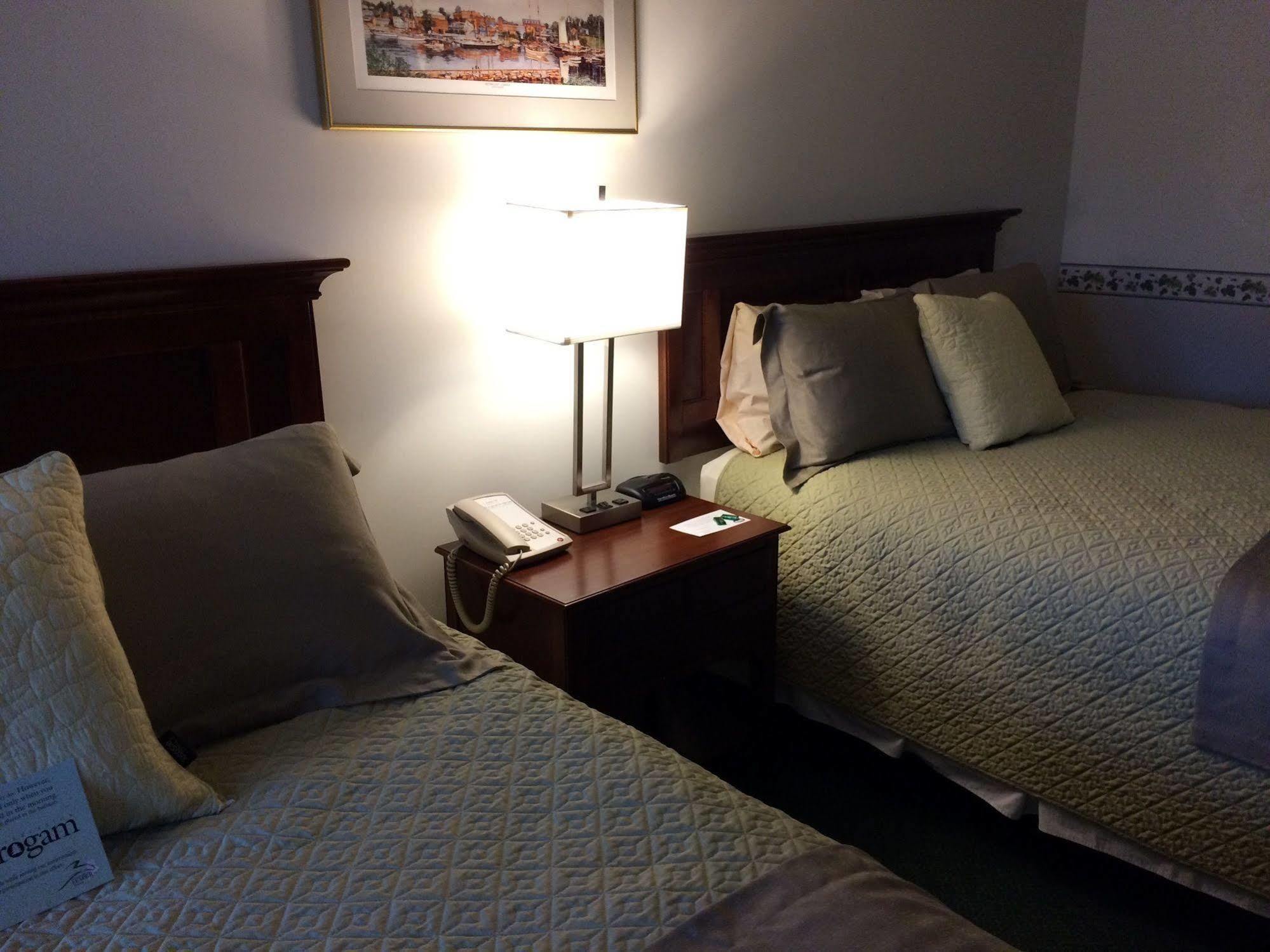 Camden Riverhouse Hotel And Inn ภายนอก รูปภาพ